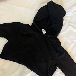 H&M Divided Black Crop Hoodie